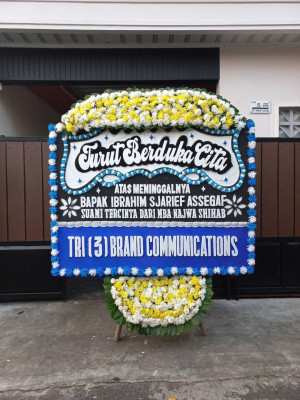Papan Bunga Duka di Malendeng